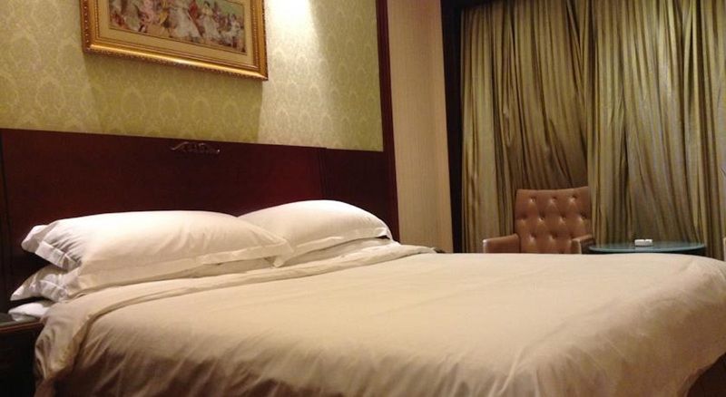 Vienna Hotel Guangzhou Airport 2 Экстерьер фото